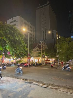 Góc 2 Mặt tiền Phan Xích Long Phú Nhuận phố ẩm thực — ảnh 1