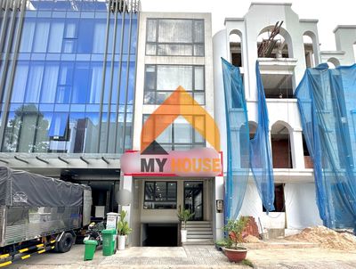 Toà nhà đẹp bung nóc trung tâm an phú - ú oà bất ngờ chưa ạ@@ — ảnh 1