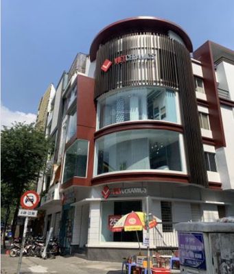 Góc 2MT Hồ Tùng Mậu Huỳnh Thúc Kháng P.Bến Nghé Q1 - 8X18m Trệt 2 lầu — ảnh 1