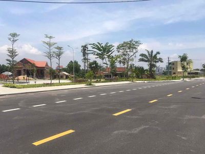 Bán đất nền đường 7m5 sạch đẹp trung tâm thị trấn La Hà, Quảng Ngãi ! — ảnh 1