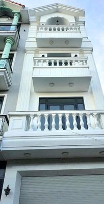 Cần cho thuê nhà HXH góc 2 MT 595/2A CMT8 P.15 Q.10