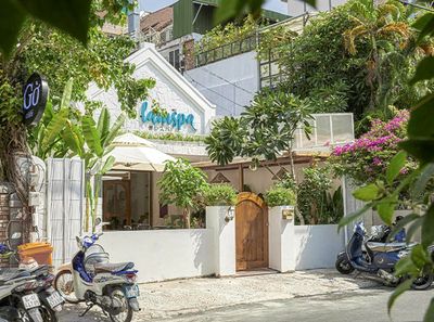 Cho thuê nhà MT đường Quốc Hương, Thảo Điền, Quận 2. DT: 8x20m. Trệt — ảnh 1