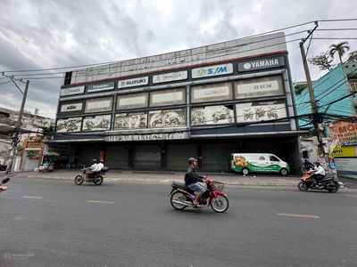 Cho thuê nhà góc 2MT số 444 Đường Lê Quang Định, P11, Bình Thạnh. — ảnh 1