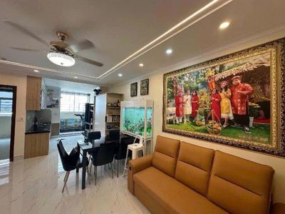 Căn hộ 2pn diện tích 80m2, cao ốc h2, phường khánh hội