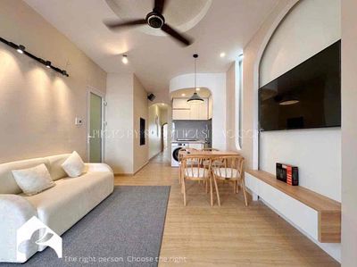 Căn hộ ban công full nội thất ngay aon tân phú — ảnh 1