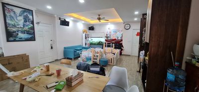 Căn hộ 131m2, 3pn, chung cư cao ốc h2, quận 4
