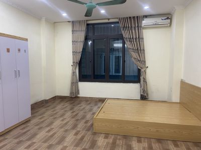 Cần Bán tòa CCMN 58 m2 tại mặt ngõ 143 Đê Trần Khát Chân, Vĩnh Tuy, HN