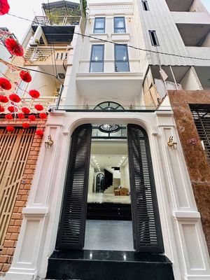 Chdv 8pn luxury cmt8 quận 3 -hđt 68tr/tháng -nhà mới đẹp -hẻm xe hơi — ảnh 1