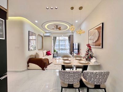 Cho thuê căn hộ Sky Garden, nhà đẹp, full nội thất, view thoáng. — ảnh 1
