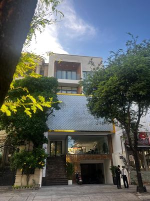 Cho Thuê Nhà Đẹp Đường Điện Biên Phủ, Phường 25, Bình Thạnh, DT: 8x20m — ảnh 1