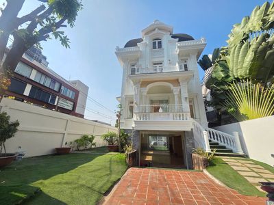 Cho thuê mặt bằng kinh doanh góc 2 mặt tiền đường lê thước — ảnh 1