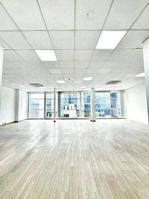 Văn phòng Phú Nhuận 163m2 giá 50 triệu tòa nhà Hoàng Văn Thụ — ảnh 1