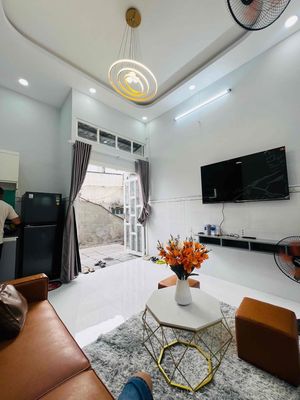GĐ Chuyển Công Tác Cần Bán Căn Nhà 2PN Tại 2806 HTP Chỉ 1.64tỷ