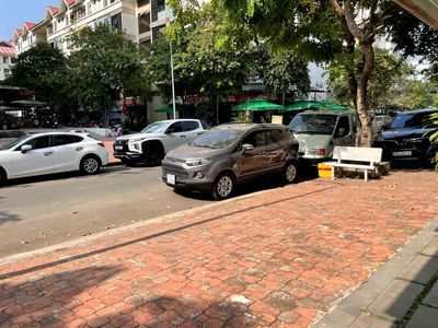 Biệt thự 4 tầng (ngang 8m x dài 24m), Tân Thuận Đông, Q7. — ảnh 1