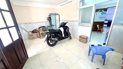 Ngộp 8.5 Tỷ giảm về 7.2 Tỷ - Bán nhanh nhà 2 tầng 52m2 - Hẻm xe hơi 6m