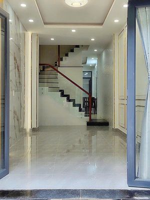 Bán gấp nhà HXH đường Thích Quảng Đức quận Phú Nhuận, nhà mới đẹp. — ảnh 1