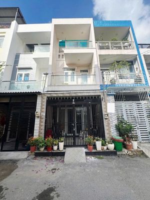 Bán nhà mới đẹp 3 tầng p phú hữu giáp quận 2-5,1 tỷ -sổ hồng — ảnh 1
