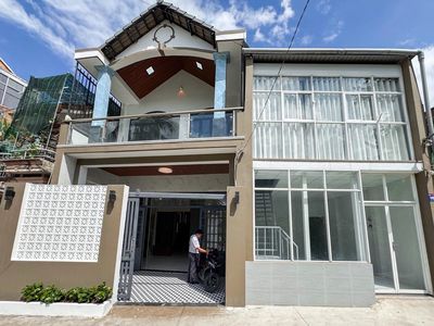 Vĩnh Phú 05 - Bán nhà 124m2 - ngang 10m, 70m2 thổ cư, cách QL 13 20m