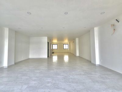 Nhà VP 600m² Vạn Phúc, có hầm, sẵn văn phòng, phù hợp làm VP Công Ty — ảnh 1