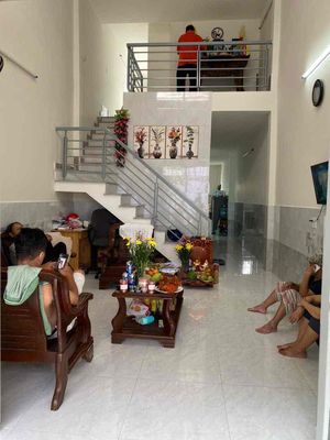 Nhà Gác Đúc Bà Điểm 4x17m SHR – Gần Chợ Cây Me – Giá 3.3 Tỷ TL — ảnh 1