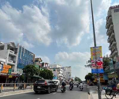 Nhà mặt tiền đường tây thạnh DT 8x27 hiện trạng cấp 4 tiện xây mới — ảnh 1