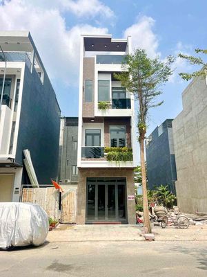 CĂN NHÀ PHỐ MẶT TIỀN vừa Ở Vừa Kinh Doanh Gần siêu Thị AEON