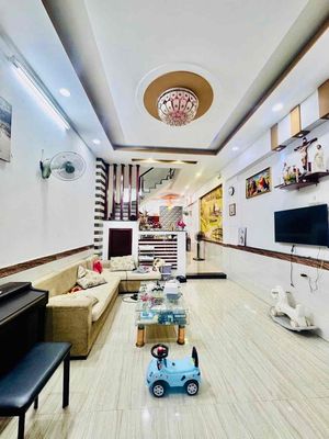 Đường 6m, diện tích 80m2, mã lò, nhanh mới còn