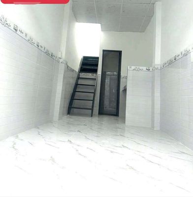 Bán nhà mới đẹp cấp 4 2,5x6 hẻm c10 phạm hùng gần siêu thị satra