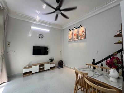 Chính chủ bán gấp nhà mới Lạc Long Quân,Tân Bình,DTSD 60m2, Chỉ 4.1 Tỷ — ảnh 1