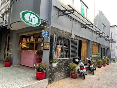 Chính chủ bán gấp nhà căn góc 3 mặt tiền Nguyễn Văn Công,pháp lý chuẩn