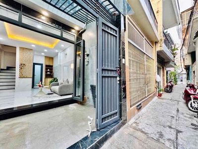 nhà ngay công viên tầm vu tạng full nội thất 4 lầu 25m2