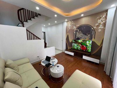 20m ra ô tô tránh Ngọc Hồi, 2 thoáng, SĐCC 42m2, MT5,5m, 4 ngủ full NT — ảnh 1