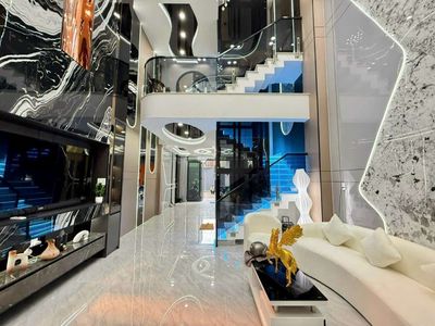 Siêu Phẩm Luxury Ngang 5M Có Thang Máy Dương Thị Mười — ảnh 1