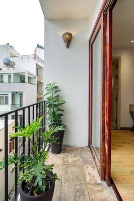 Chdv 1,2pn cao cấp full nội thất balcon rộng 65m2 nằm gần sân bay — ảnh 1
