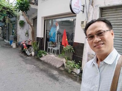 Cho thuê Nhà mặt tiền đường Tái thiết — ảnh 1