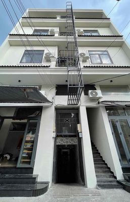 Duplex cửa sổ full nội thất gần Phú Mỹ Hưng chỉ hơn 4 — ảnh 1