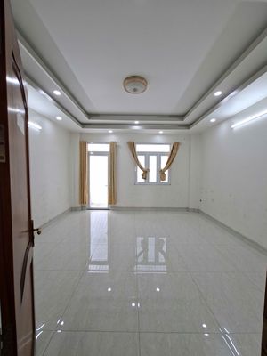 Nhà Đẹp MTKD Vành Đai Trong 4x25m 4 tầng 4PN+máy lạnh CÁCH AEON 100m