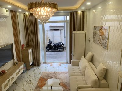 Chính chủ cần Bán gấp nhà Cách Mạng Tháng 8 gần đưởng Phạm Văn Hai — ảnh 1