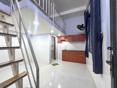 Duplex cửa sổ trời siêu rộng thang may gần đại học văn hiến — ảnh 1
