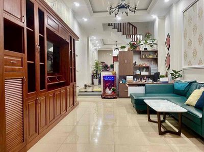 Bán nhà mặt tiền đg kinh doanh sau lưng gigamall — ảnh 1