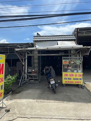 Bán nhà mặt tiền Quốc Lộ 50, vị trí kinh doanh đắc địa, nhà mới