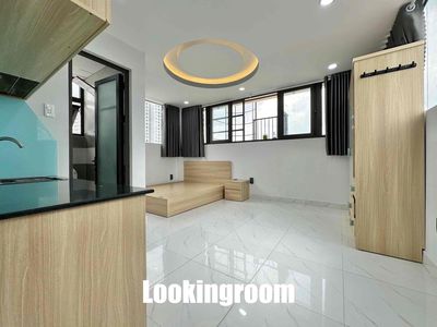 Căn hộ studio cửa sổ , hầm xe thang máy đường oto gần đầm sen