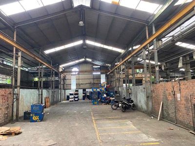 Cho Thuê Kho-Xưởng (Như Hình) DT:300m2- 350m2 và 550m2 Đường xe Conten — ảnh 1