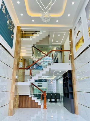 ĐỐI DIỆN CV Nhà Đẹp MTNB khu Bình Phú 4x18m 5 tầng 6PN+máy lạnh — ảnh 1
