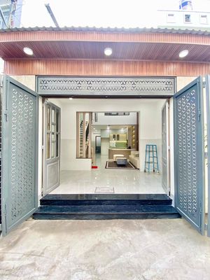 Nhà Mới 3 Phòng Ngủ, Có PN Trệt, Hẻm Xe Hơi 5M. Gần Siêu Thị Mega/Metr