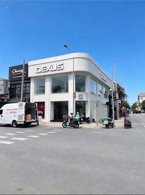 !Siêu phẩm góc 2 mặt tiền đoạn đẹp nhất nguyễn thị thập quận 7 — ảnh 1