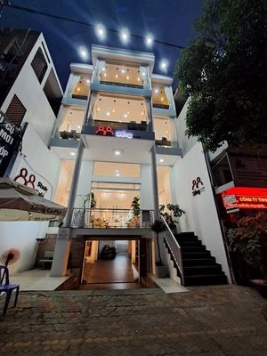 Cho thuê nhà mặt tiền nguyễn văn lượng 8x16m hầm trệt 2 lầu- sàn suốt