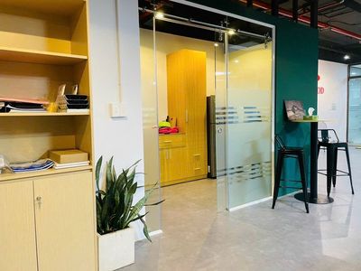 Văn phòng full nội thất cho thuê giá tốt — ảnh 1