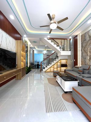 Nhà Mới 4 Tầng Tam Bình – 4 Phòng Ngủ – Full Nội Thất Hẻm ÔTÔ TRÁNH — ảnh 1