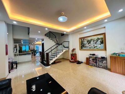 Cho thuê nhà nguyên căn – mt đường số 1, cư xá đô thành, quận 3